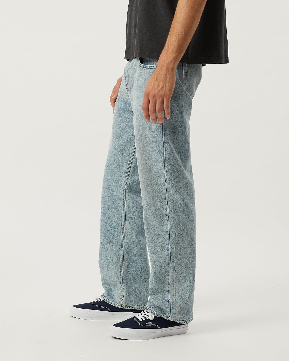 5 Pocket Jean - Triple Bleach - Image 4